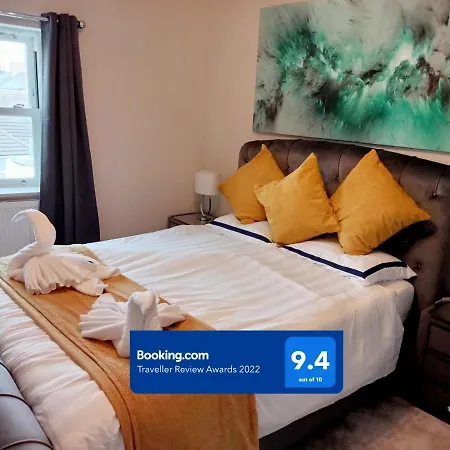 Glorious Duplex Holiday Apartment By The Sea Bognor Regis Exterior foto